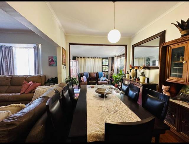 3 BEDROOM HOUSE FOR SALE IN KENSINGTON